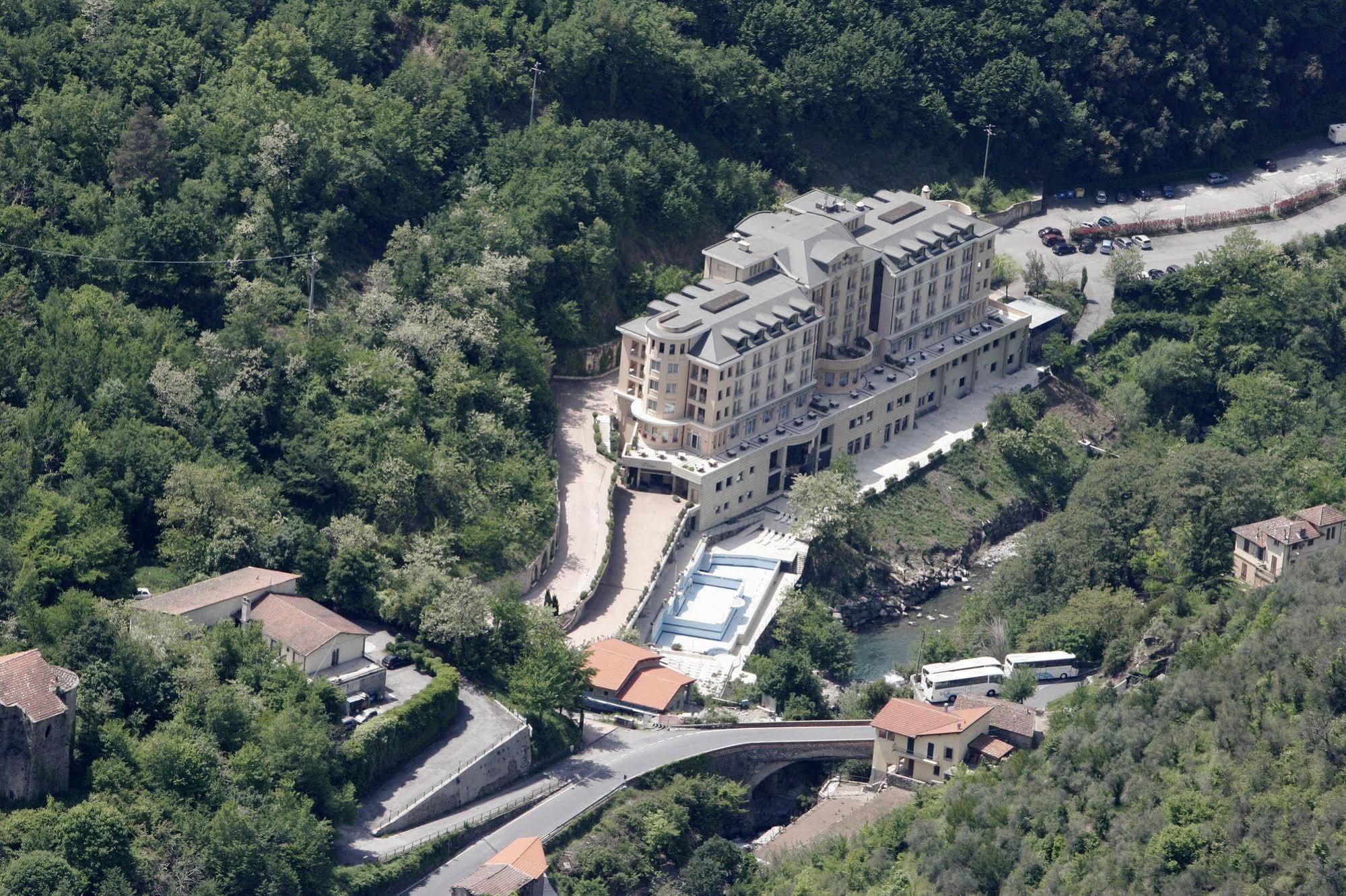 Grand Hotel Antiche Terme Di Пиня Екстериор снимка